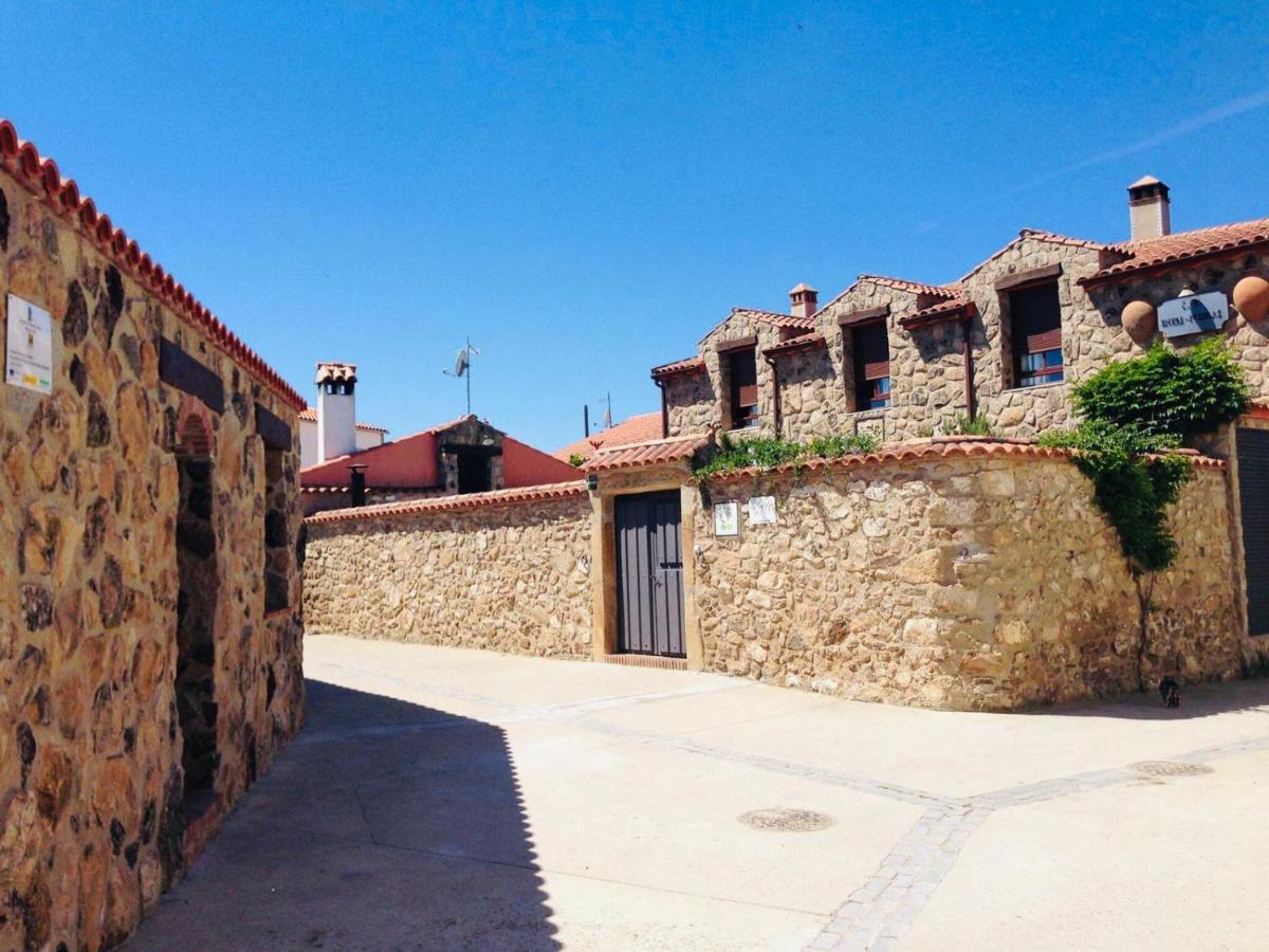 Casa Rural Piedras De Benquerencia エクステリア 写真