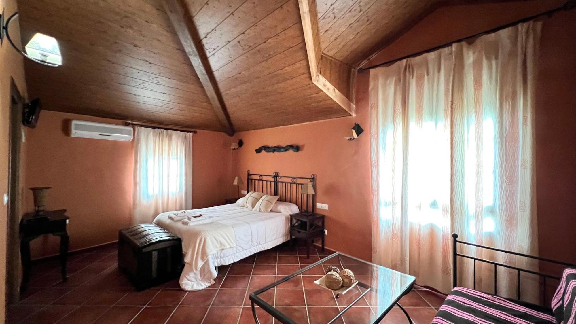 Casa Rural Piedras De Benquerencia エクステリア 写真